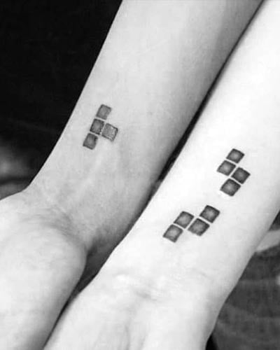 Tatuagens para casal nerd de tetris