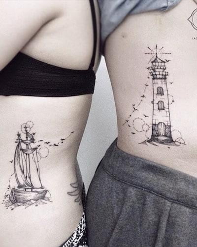 tatuagem de farol para casal