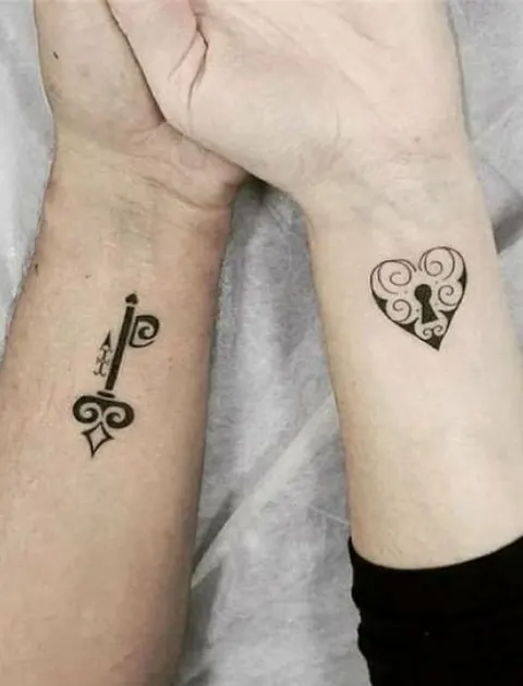 Tatuagens de casal Você tem a chave do meu coração