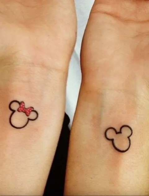 Tatuagens de casal inspiradas na Disney