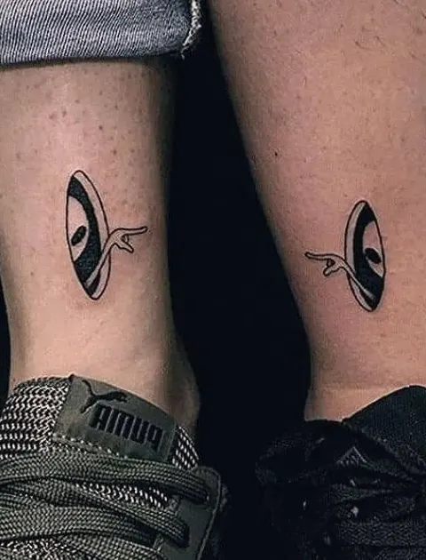 Tatuagens de casal engraçadas