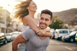 Entenda a Diferença entre Relacionamento e Encontro Amoroso