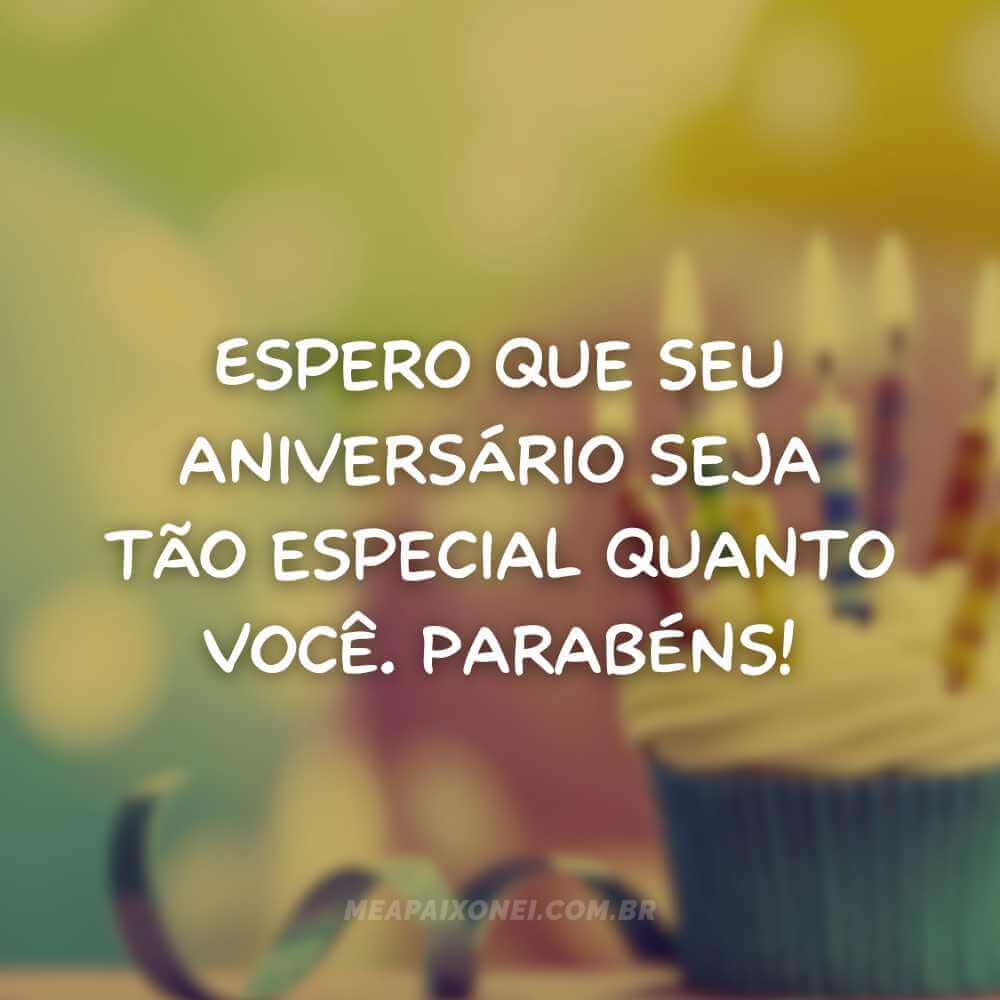 Mensagens de aniversário para enviar no WhatsApp com elogios especiais