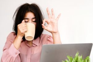 7 Crenças Limitantes em Relacionamentos que te Mantêm Solteiro e Triste