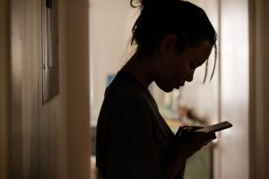 Como Identificar um Quadro de Dependência Emocional? Veja 4 Sintomas Frequentes