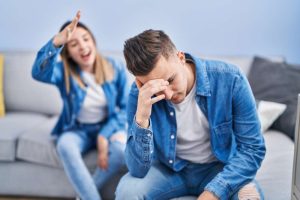 10 Sinais de Desinteresse no Casamento e Como Resolver