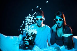 Como Criar um Cinema em Casa: Conforto e Entretenimento para Casais